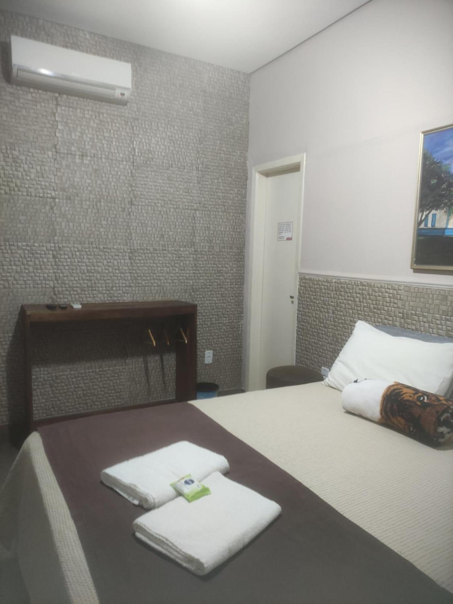 Pousada Da Gi Suites E Turismo Chapada dos Guimaraes Exterior photo