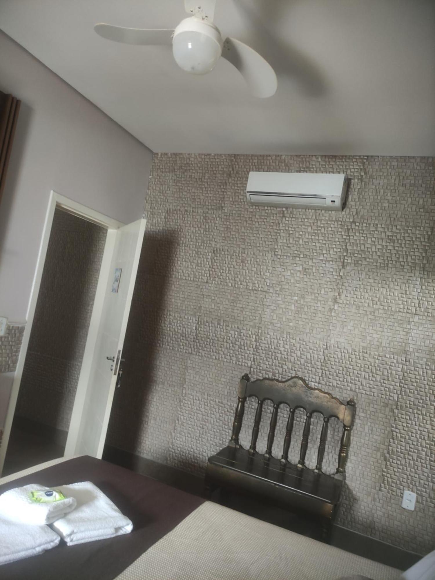 Pousada Da Gi Suites E Turismo Chapada dos Guimaraes Room photo